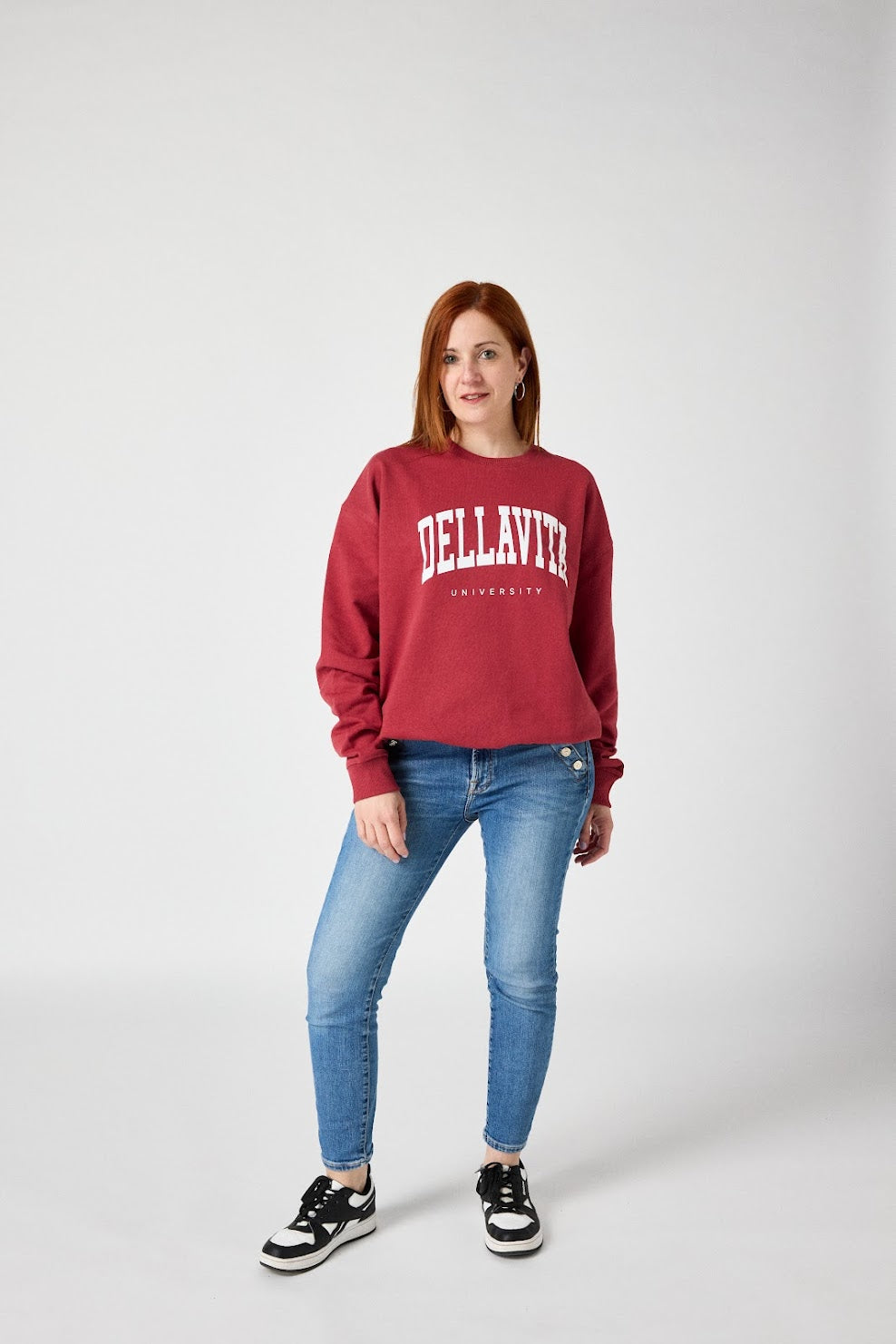 felpa rossa della vita university fronte donna figura intera