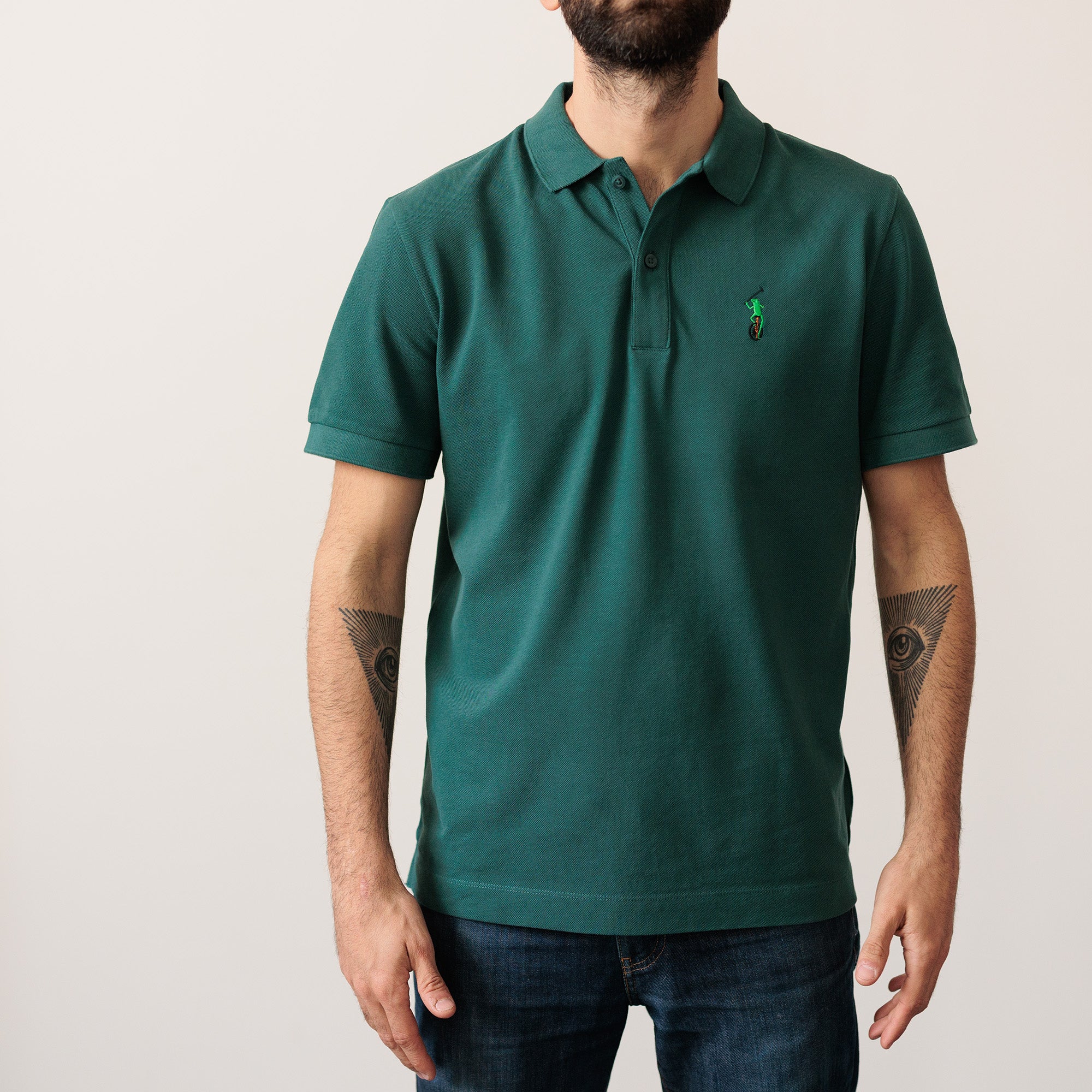 polo dat boi manica corta indossata fronte