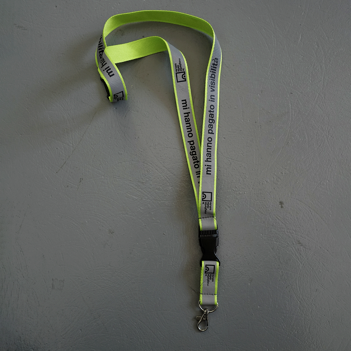 Mi hanno pagato in visibilità - laccetto